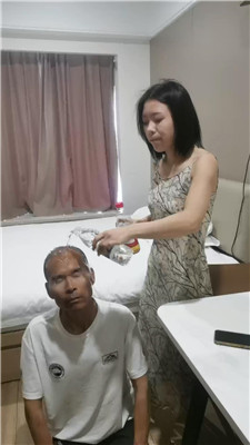 【芝芝女王】舔圣水/爱舔脚的老狗 JS250427-6-绳艺套路资源网