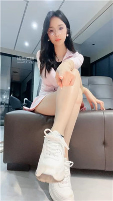 【Uuu】带上母狗一起跪下    250611-2-绳艺套路资源网